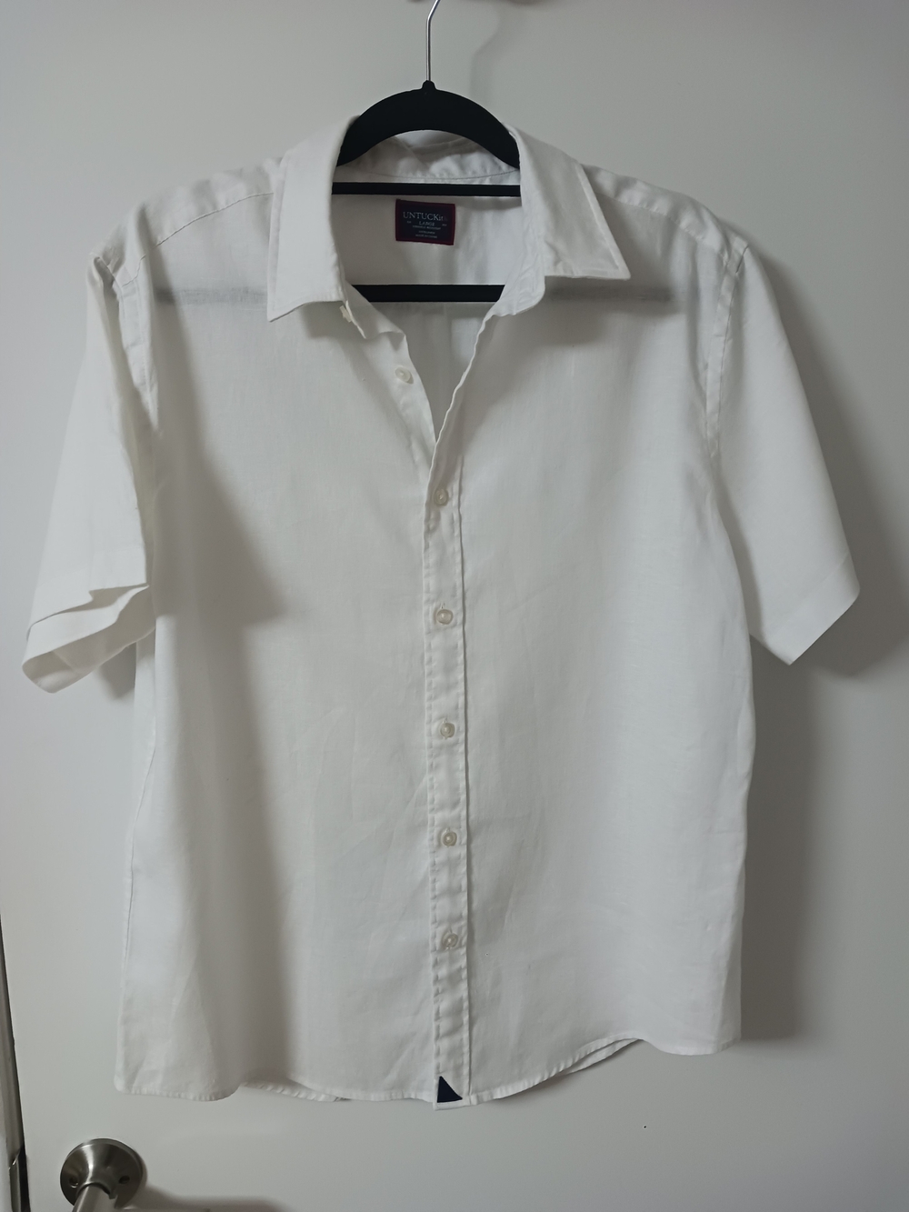 UNTUCKit White Short Sleeve Button-Down Shirt